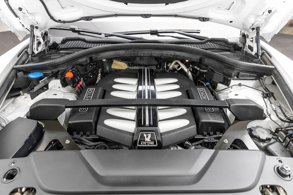 Thumbnail: 2020 Rolls-Royce Cullinan - 8