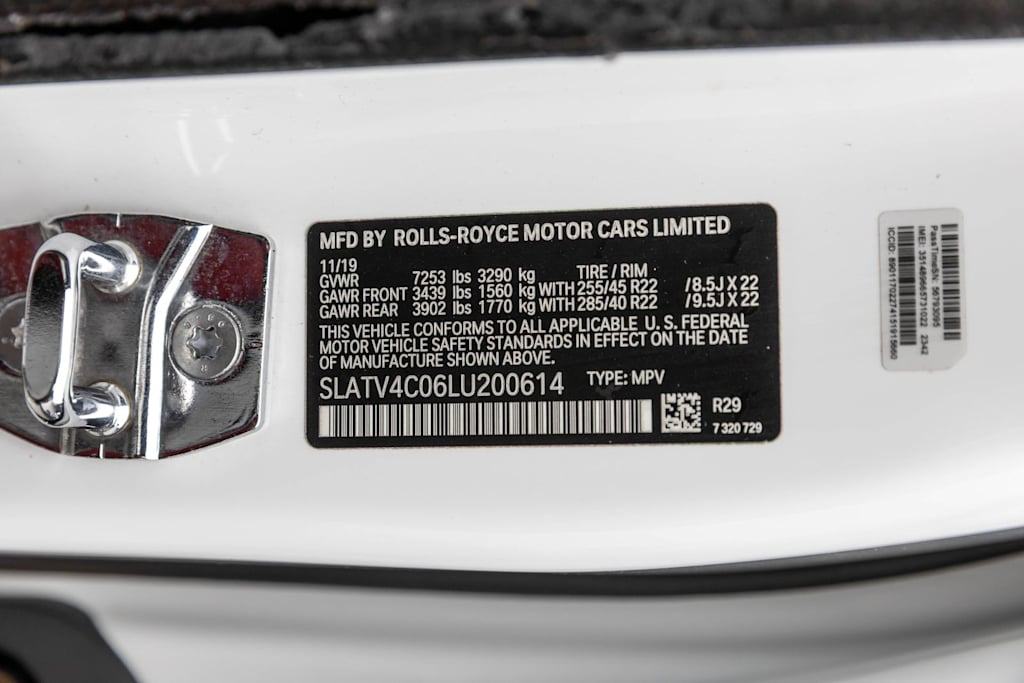 Thumbnail: 2020 Rolls-Royce Cullinan - 19