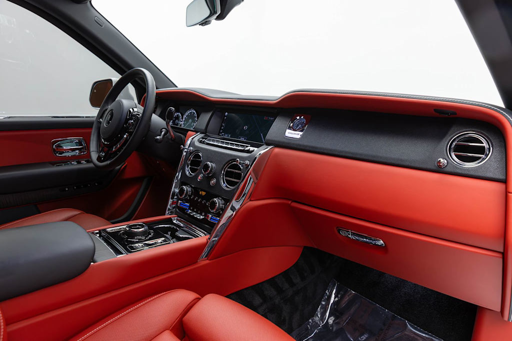 Thumbnail: 2021 Rolls-Royce Cullinan - 15