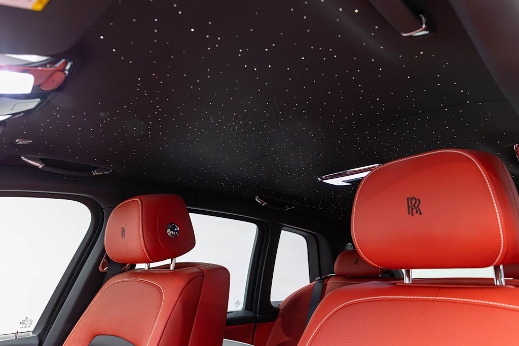 Thumbnail: 2021 Rolls-Royce Cullinan - 71