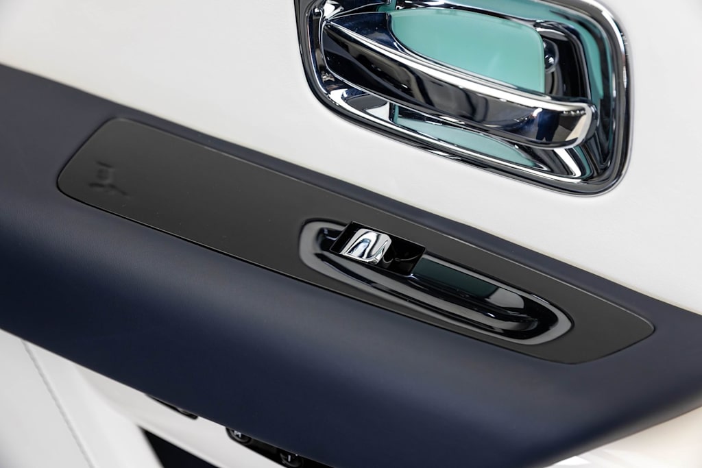 Thumbnail: 2023 Rolls-Royce Cullinan - 70