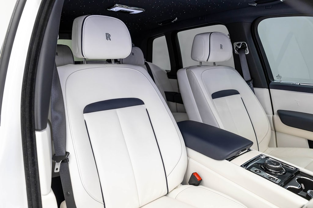 Thumbnail: 2023 Rolls-Royce Cullinan - 23
