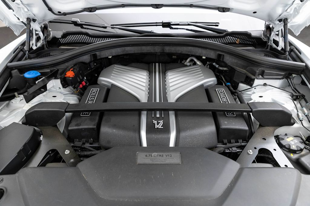 Thumbnail: 2023 Rolls-Royce Cullinan - 8