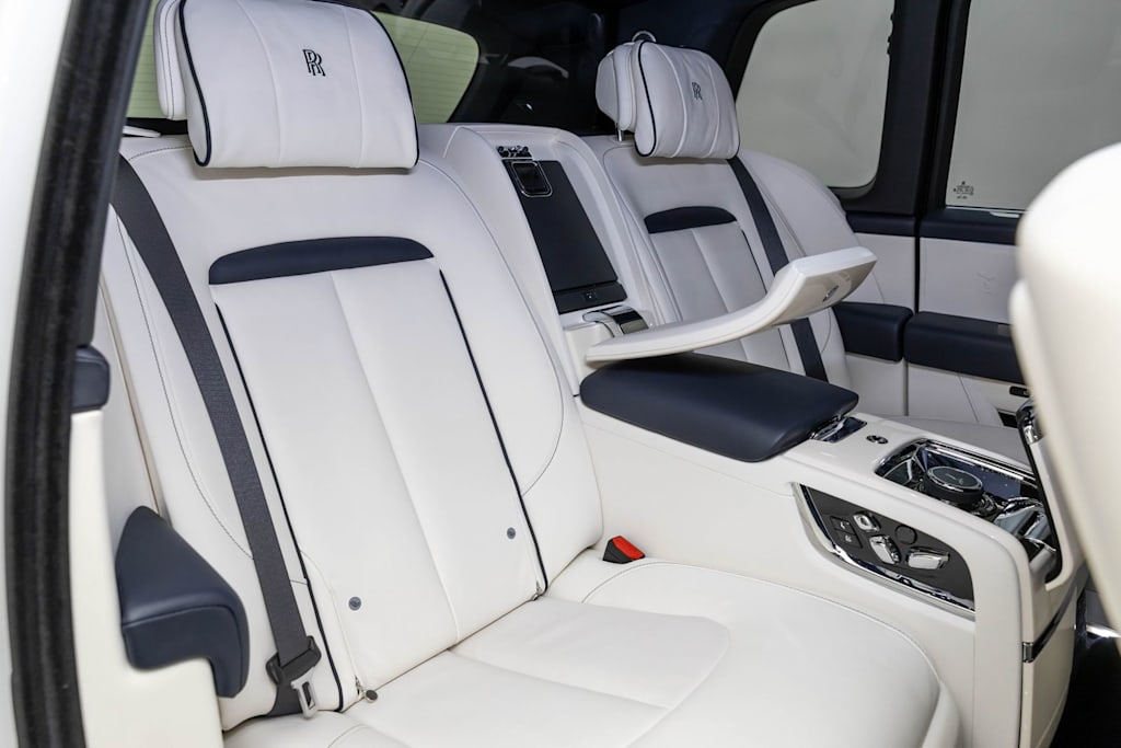 Thumbnail: 2023 Rolls-Royce Cullinan - 22