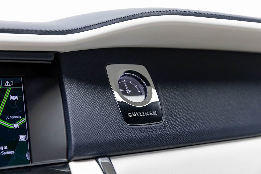 Thumbnail: 2023 Rolls-Royce Cullinan - 42