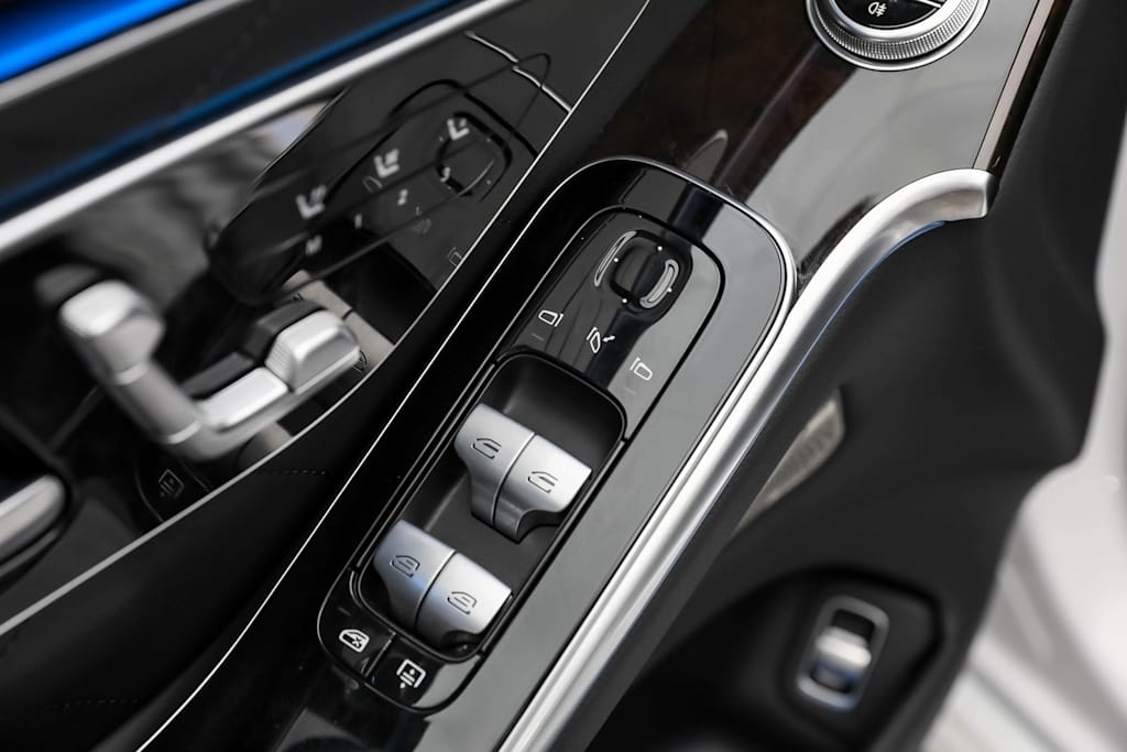 Thumbnail: 2024 Mercedes-Benz S-Class - 24