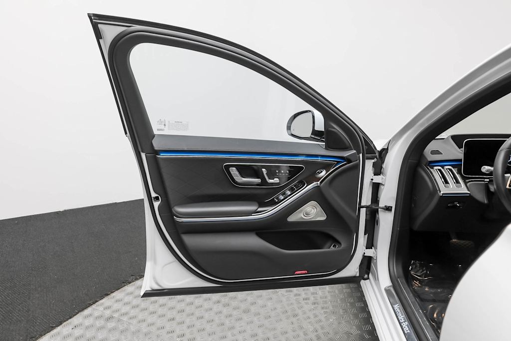 Thumbnail: 2024 Mercedes-Benz S-Class - 22