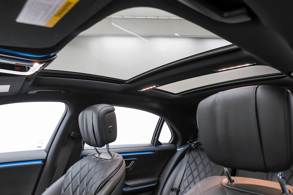 Thumbnail: 2024 Mercedes-Benz S-Class - 50