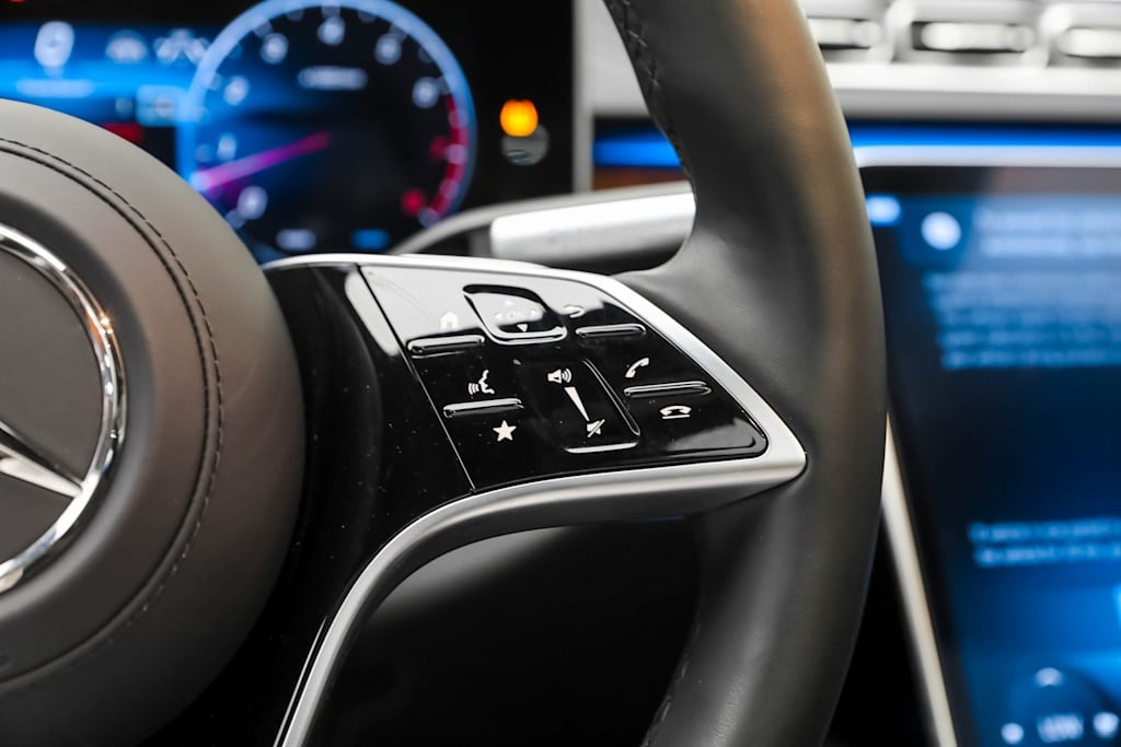 Thumbnail: 2024 Mercedes-Benz S-Class - 30