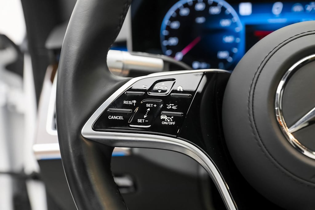 Thumbnail: 2024 Mercedes-Benz S-Class - 29