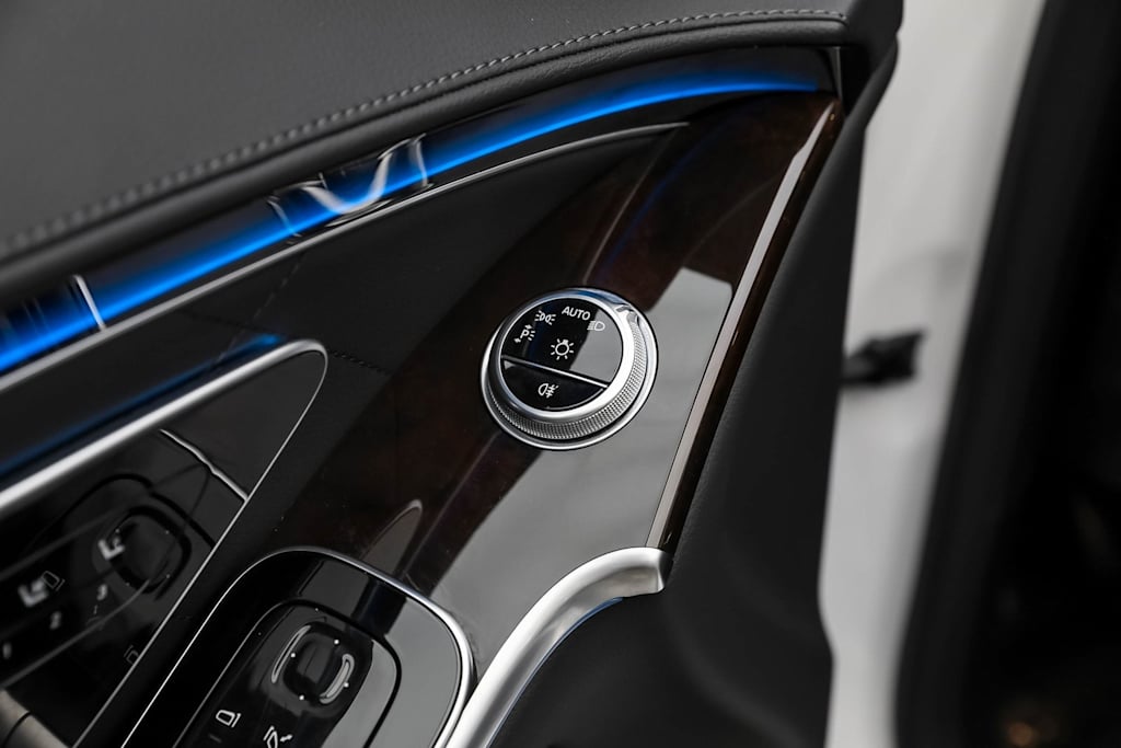 Thumbnail: 2024 Mercedes-Benz S-Class - 25