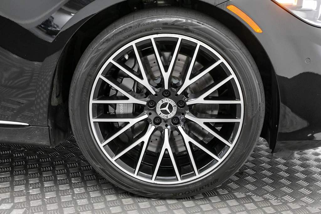 Thumbnail: 2022 Mercedes-Benz S-Class - 44