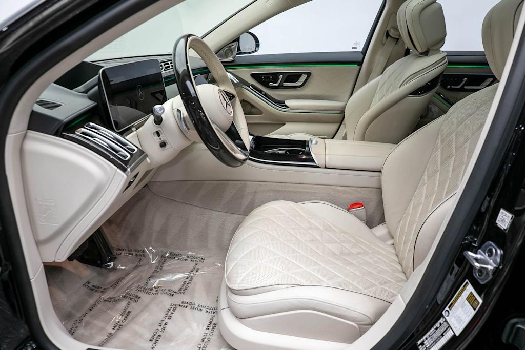 Thumbnail: 2022 Mercedes-Benz S-Class - 10
