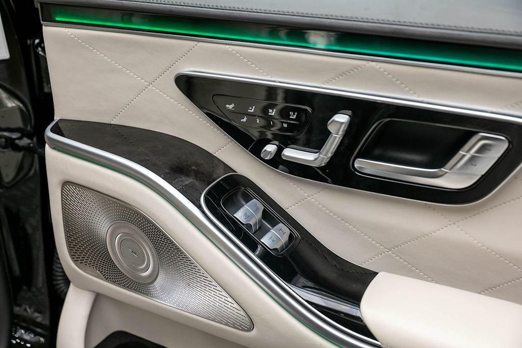 Thumbnail: 2022 Mercedes-Benz S-Class - 36