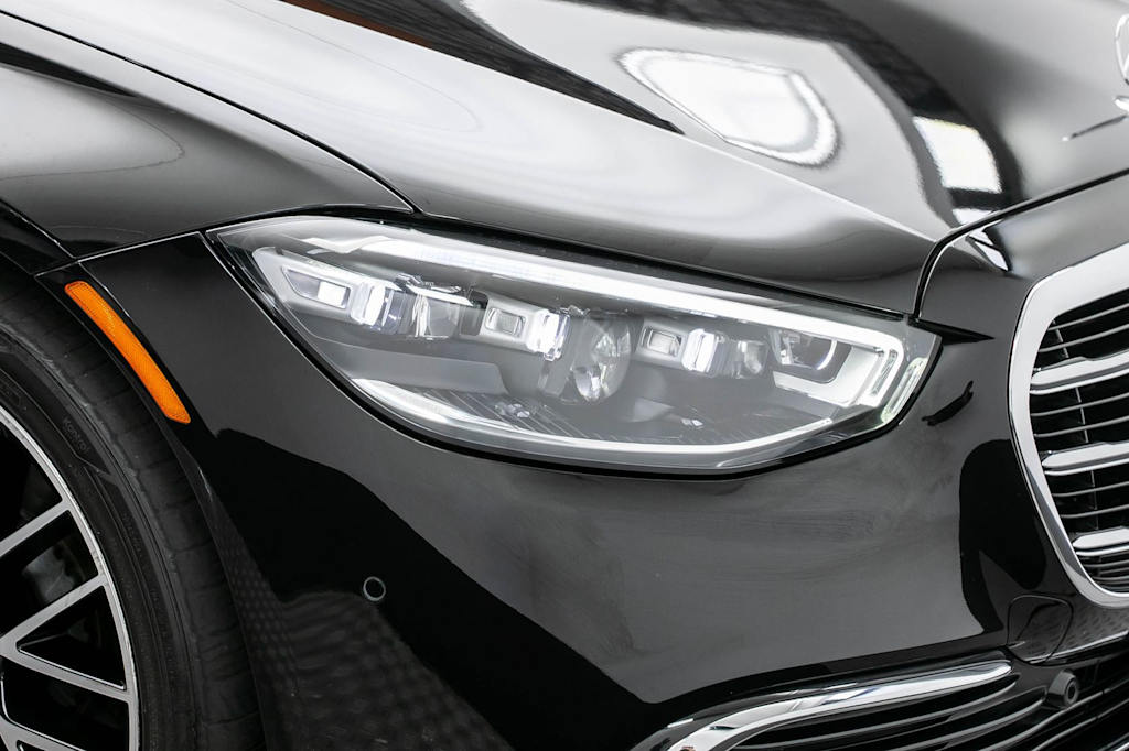Thumbnail: 2022 Mercedes-Benz S-Class - 45