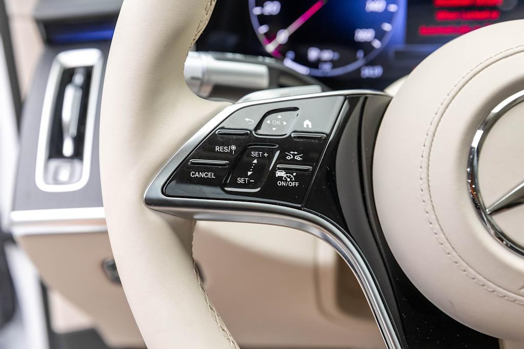 Thumbnail: 2025 Mercedes-Benz S-Class - 28