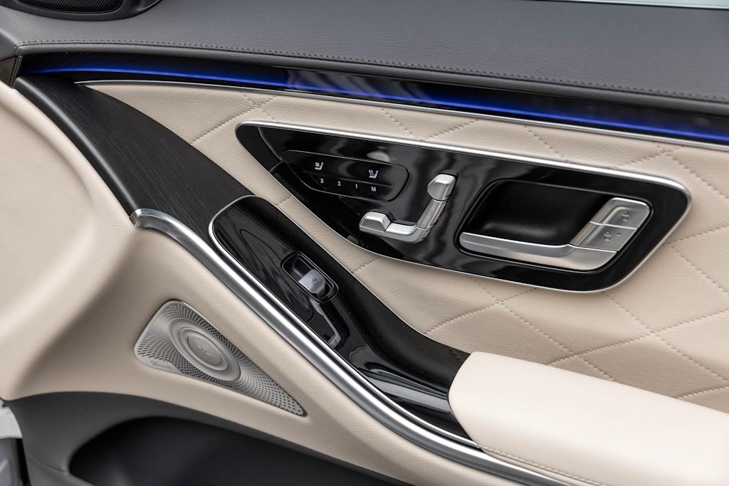 Thumbnail: 2025 Mercedes-Benz S-Class - 38