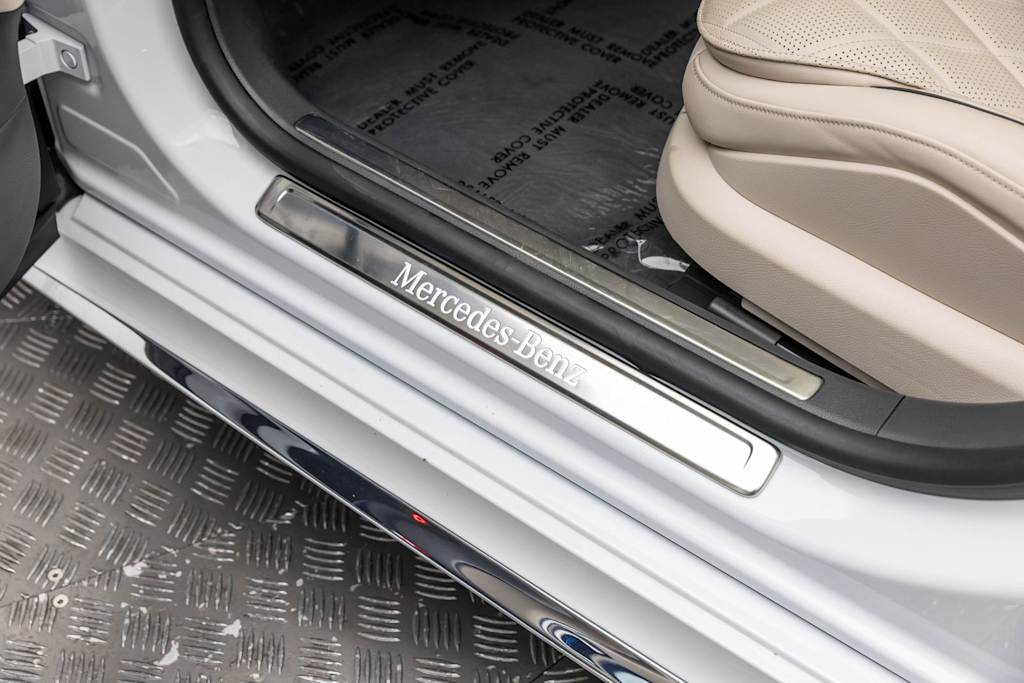 Thumbnail: 2025 Mercedes-Benz S-Class - 25