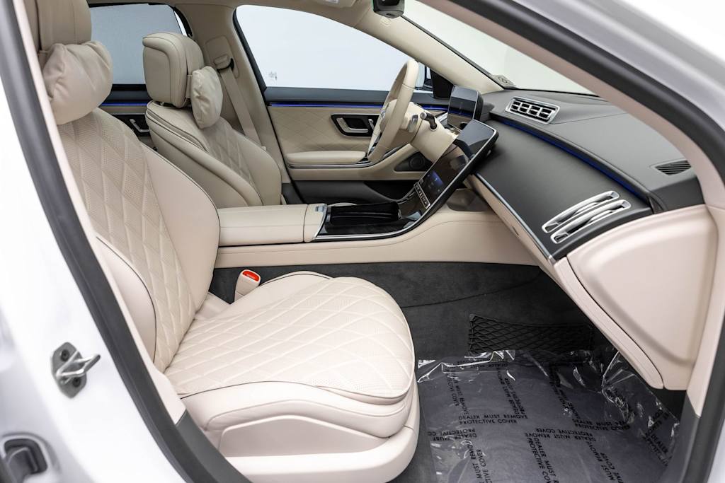 Thumbnail: 2025 Mercedes-Benz S-Class - 12