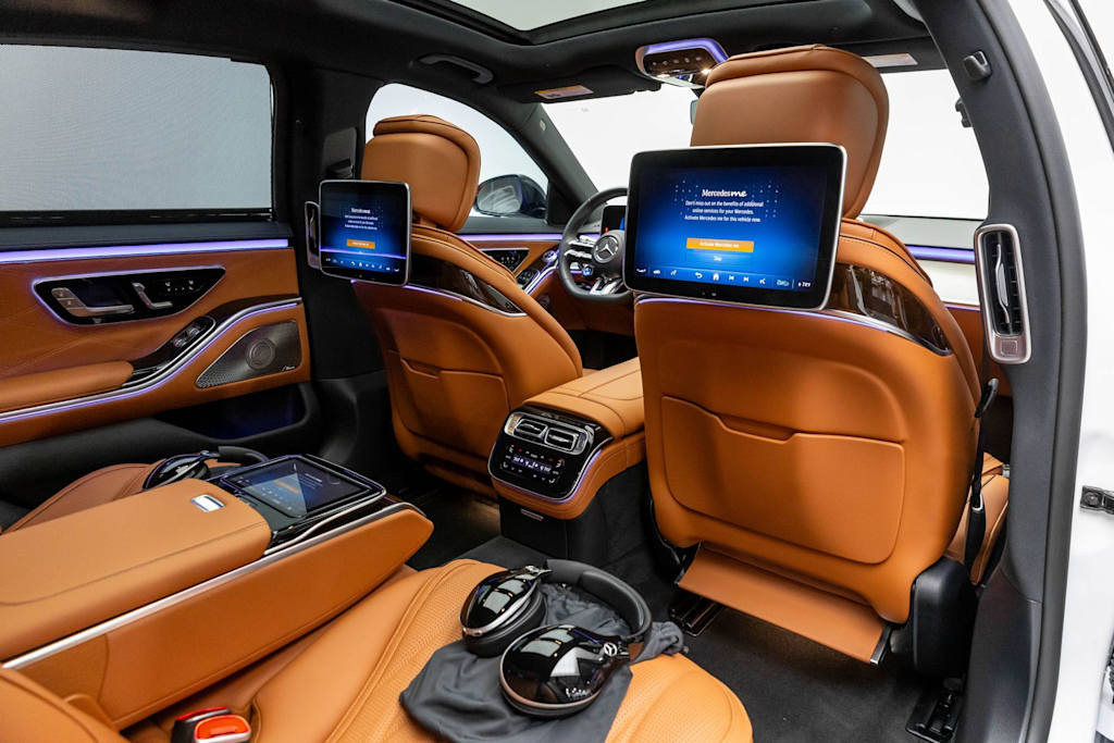Thumbnail: 2025 Mercedes-Benz S-Class - 54