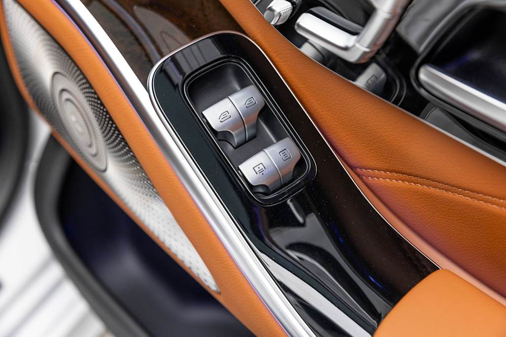 Thumbnail: 2025 Mercedes-Benz S-Class - 52