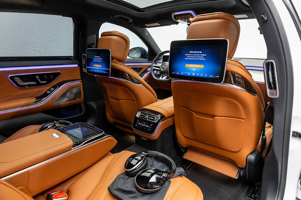 Thumbnail: 2025 Mercedes-Benz S-Class - 54