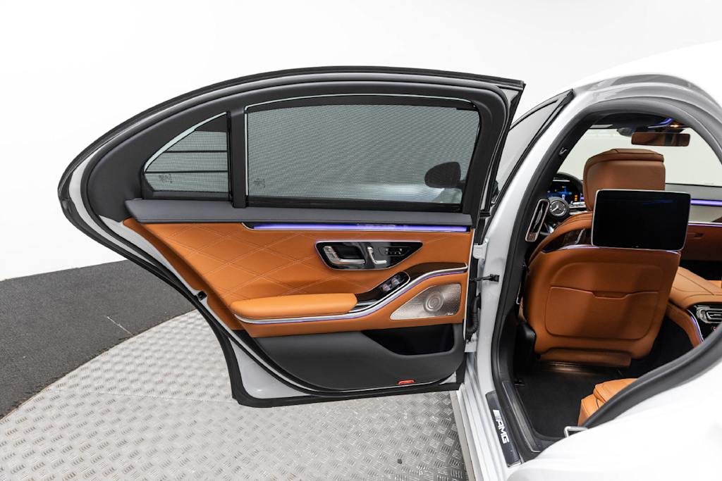 Thumbnail: 2025 Mercedes-Benz S-Class - 41
