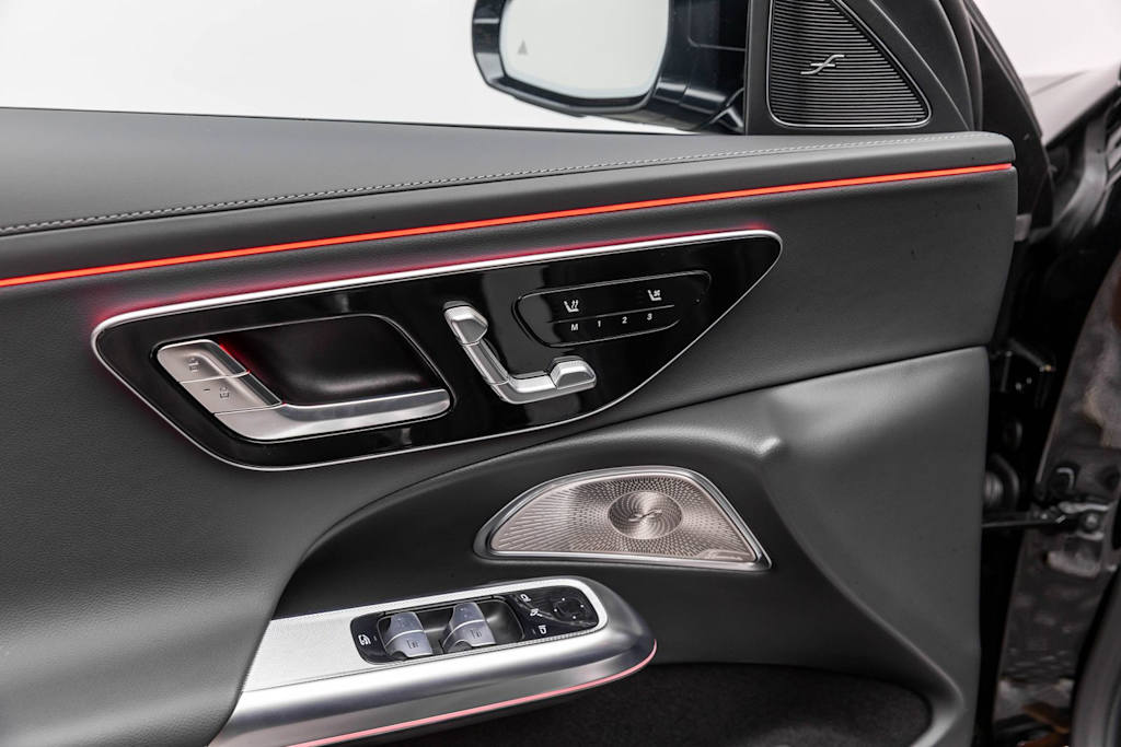 Thumbnail: 2026 Mercedes-Benz E-Class - 25
