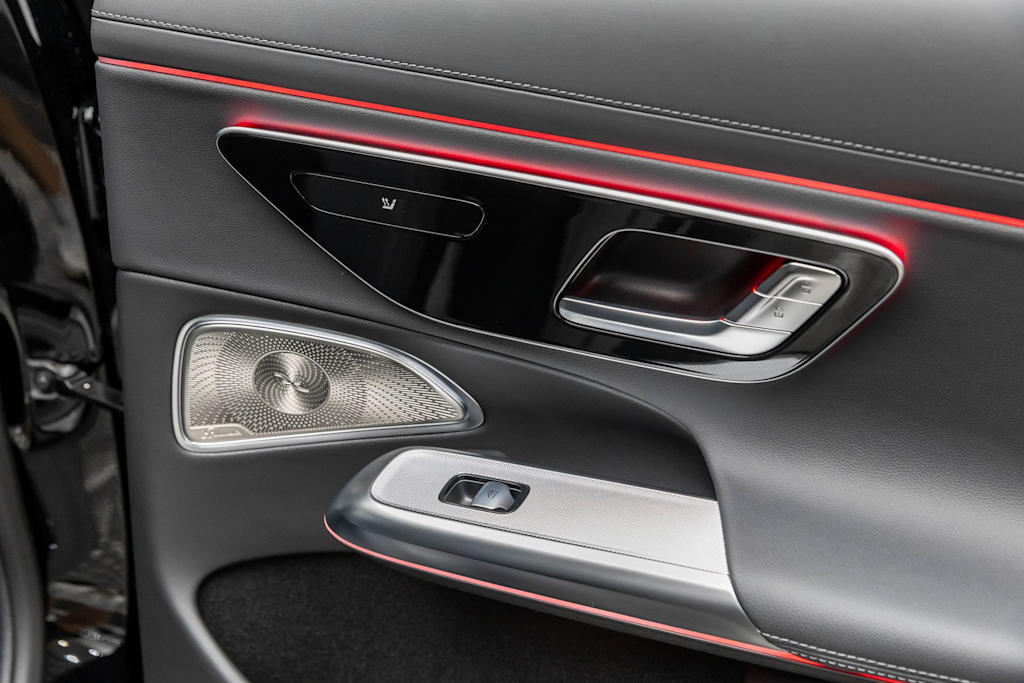 Thumbnail: 2026 Mercedes-Benz E-Class - 40