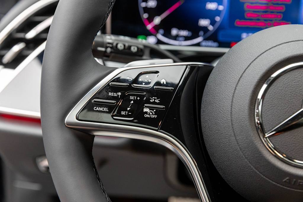 Thumbnail: 2026 Mercedes-Benz E-Class - 32