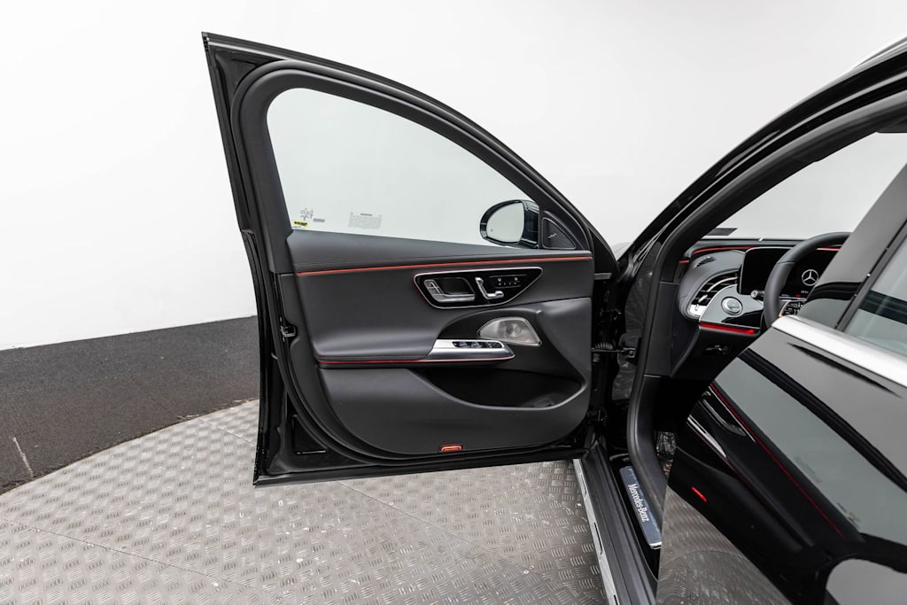 Thumbnail: 2026 Mercedes-Benz E-Class - 24
