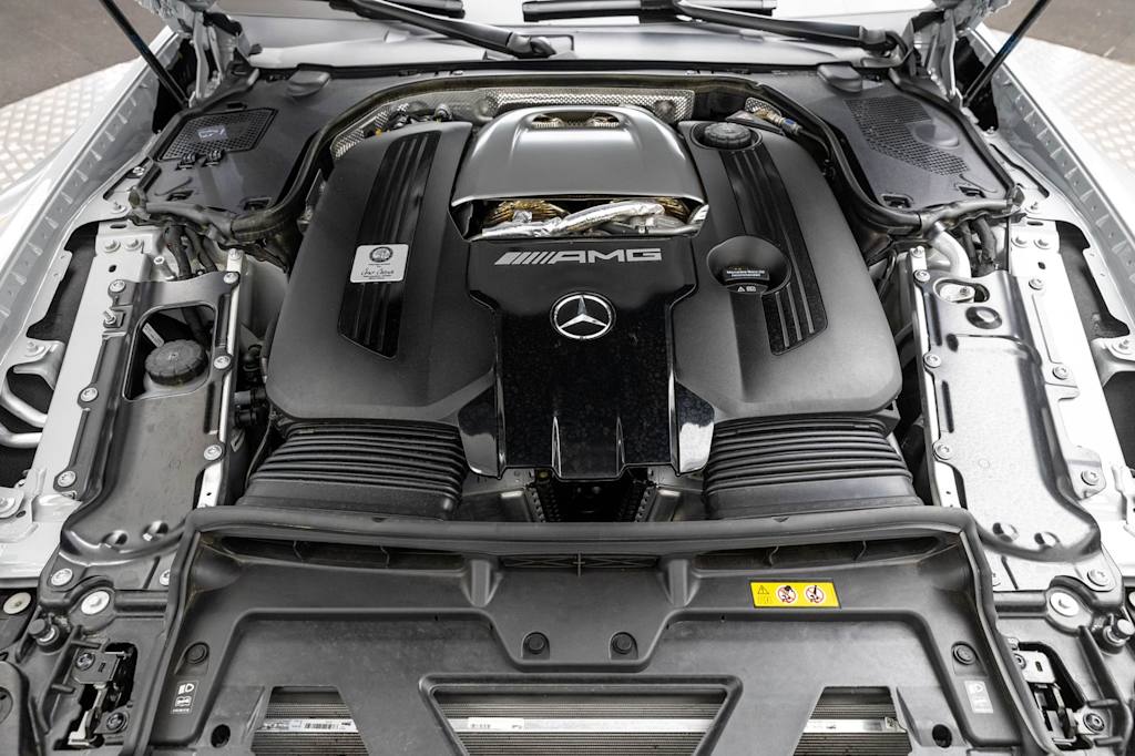 Thumbnail: 2025 Mercedes-Benz AMG GT - 8