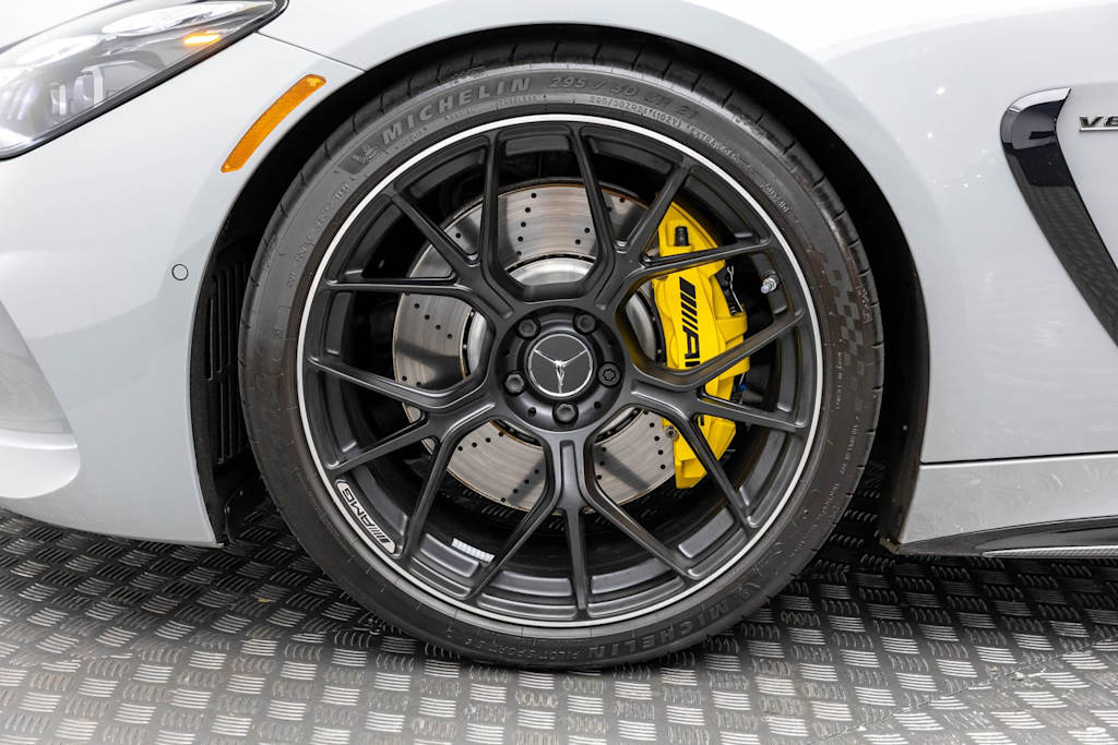 Thumbnail: 2025 Mercedes-Benz AMG GT - 7