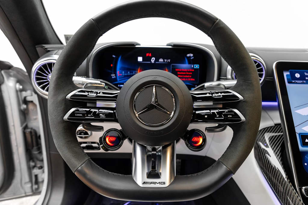 Thumbnail: 2025 Mercedes-Benz AMG GT - 9