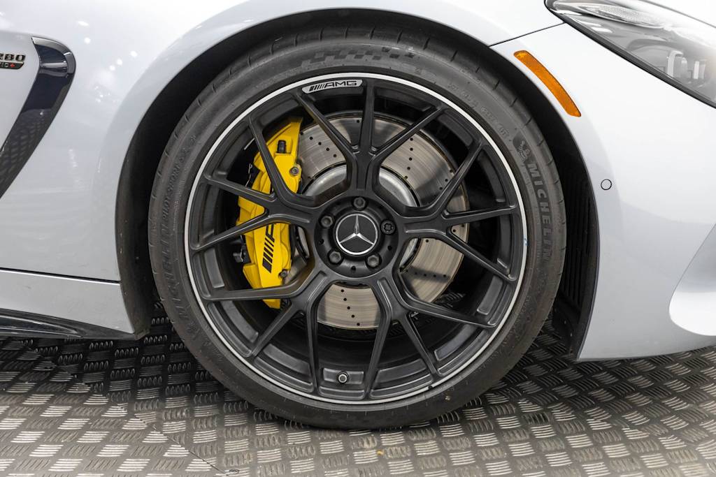 Thumbnail: 2024 Mercedes-Benz AMG GT - 44