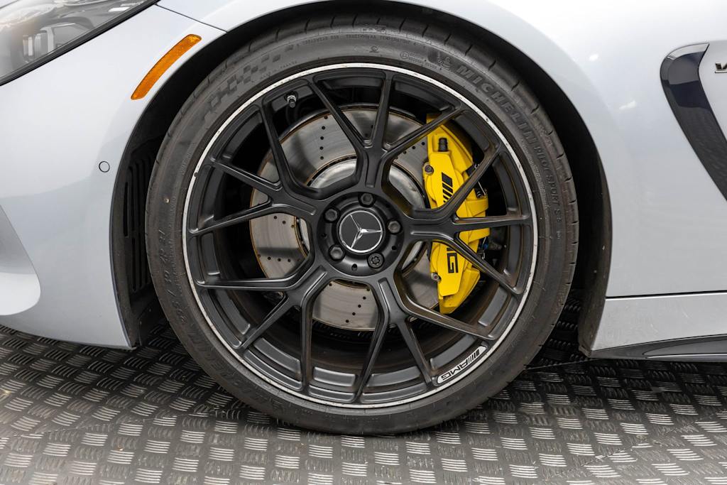 Thumbnail: 2024 Mercedes-Benz AMG GT - 6