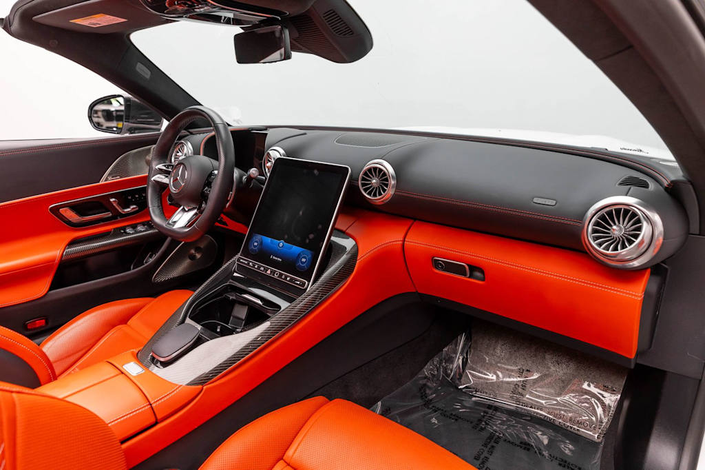 Thumbnail: 2022 Mercedes-Benz SL-Class - 13