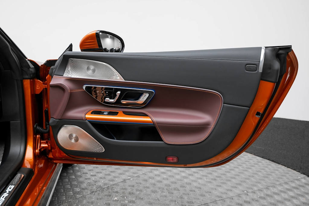 Thumbnail: 2024 Mercedes-Benz SL-Class - 38