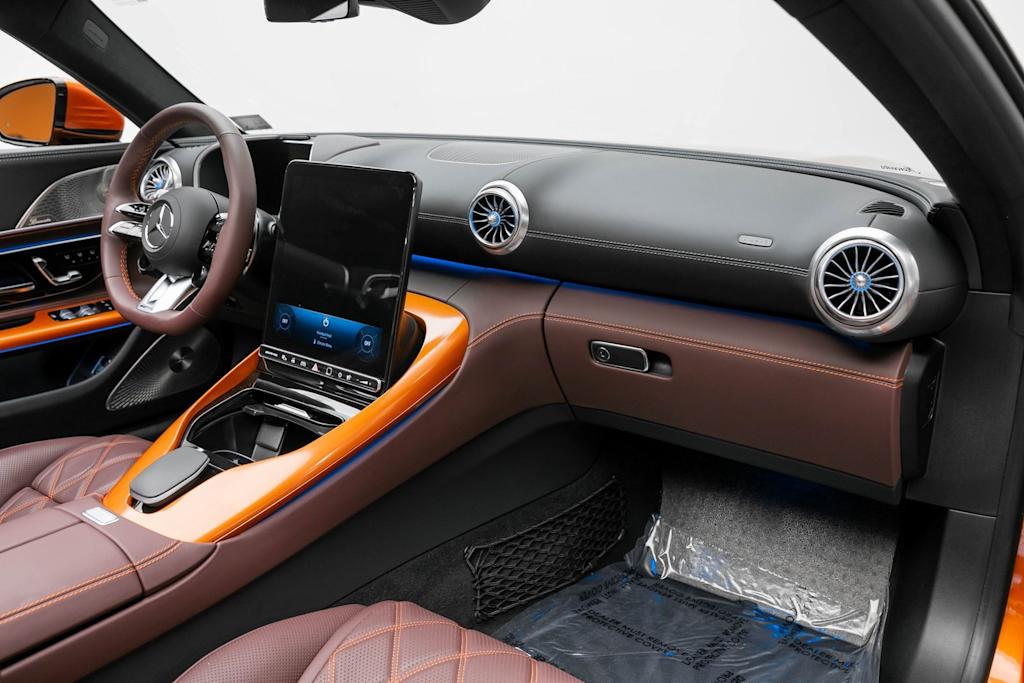 Thumbnail: 2024 Mercedes-Benz SL-Class - 13