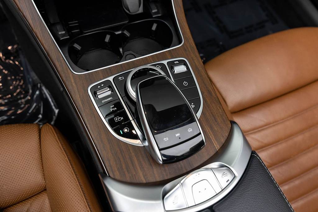 Thumbnail: 2023 Mercedes-Benz C-Class - 15