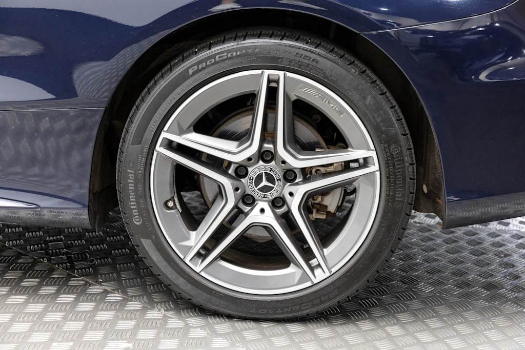 Thumbnail: 2023 Mercedes-Benz C-Class - 45
