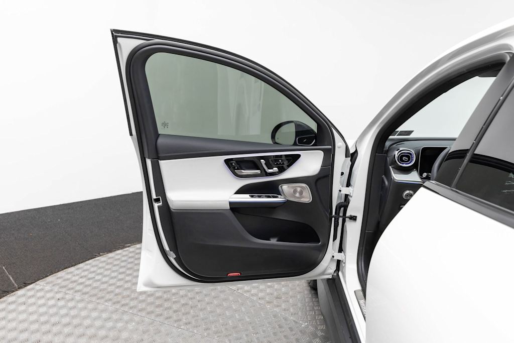 2026 Mercedes-Benz GLC Coupe GLC 300 - Photo 28