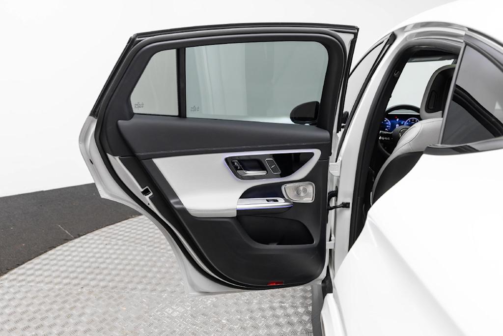 Thumbnail: 2026 Mercedes-Benz GLC - 39