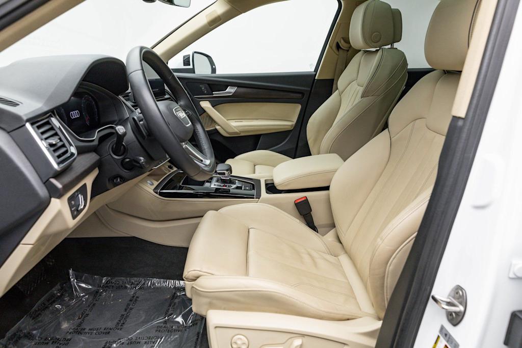 Thumbnail: 2024 Audi Q5 - 11