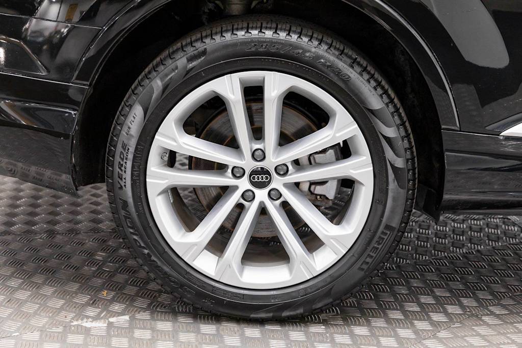 Thumbnail: 2025 Audi Q7 - 45
