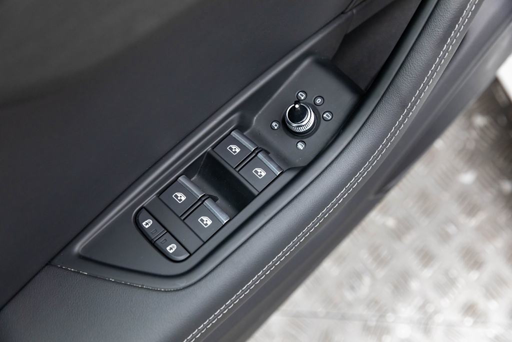 Thumbnail: 2024 Audi A4 - 25