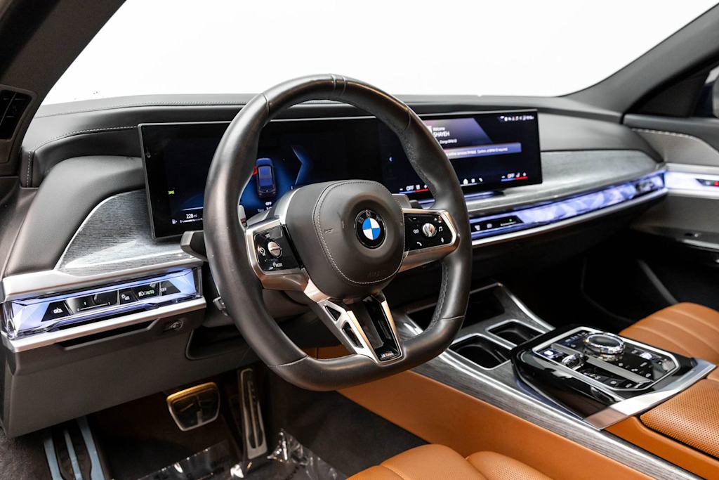 Thumbnail: 2024 BMW 7 Series - 2
