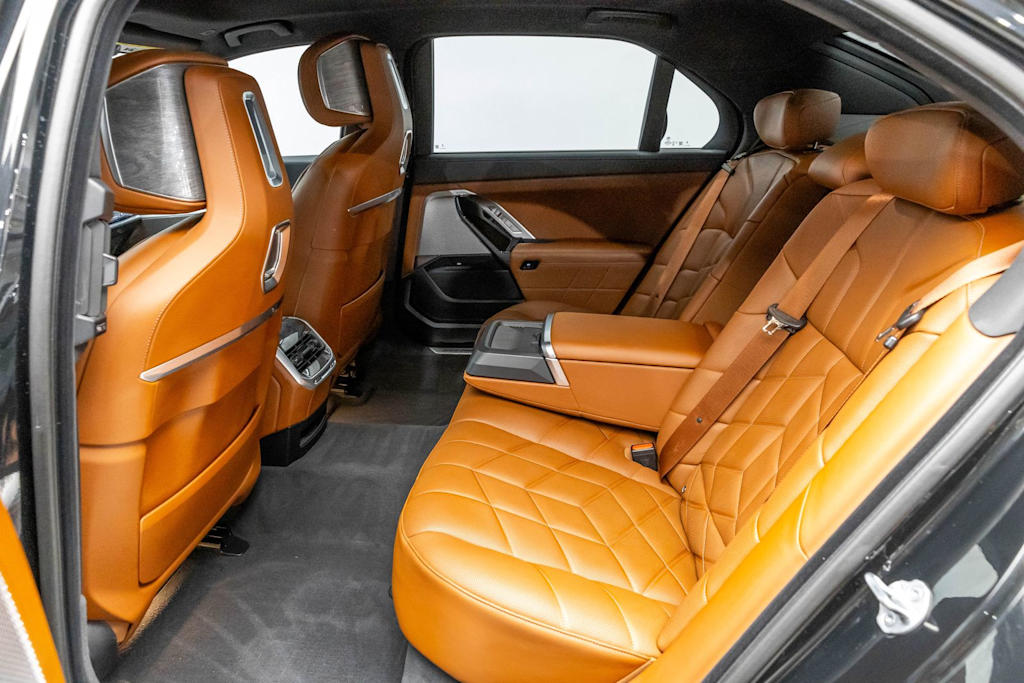 Thumbnail: 2024 BMW 7 Series - 12