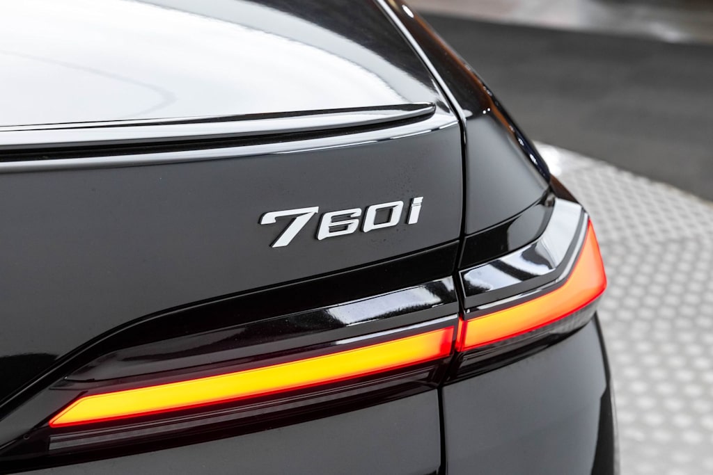 Thumbnail: 2024 BMW 7 Series - 6