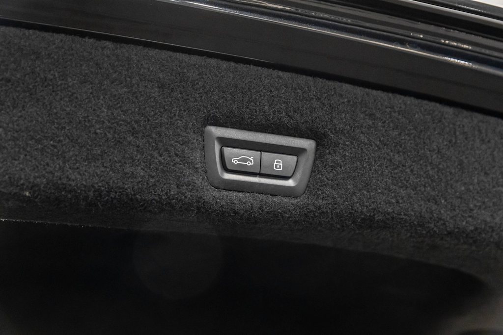 Thumbnail: 2024 BMW 7 Series - 38